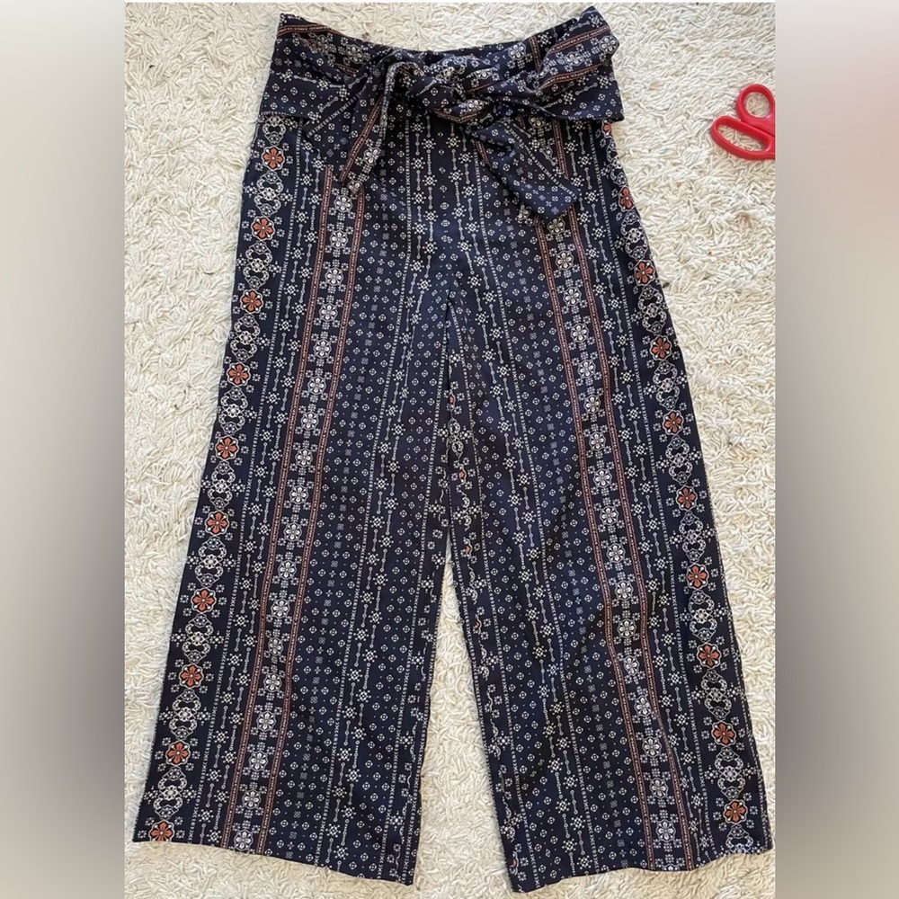 MOON RIVER navy blue red cropped pants XS extra small 0